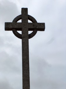cross-1561017-1279x1708